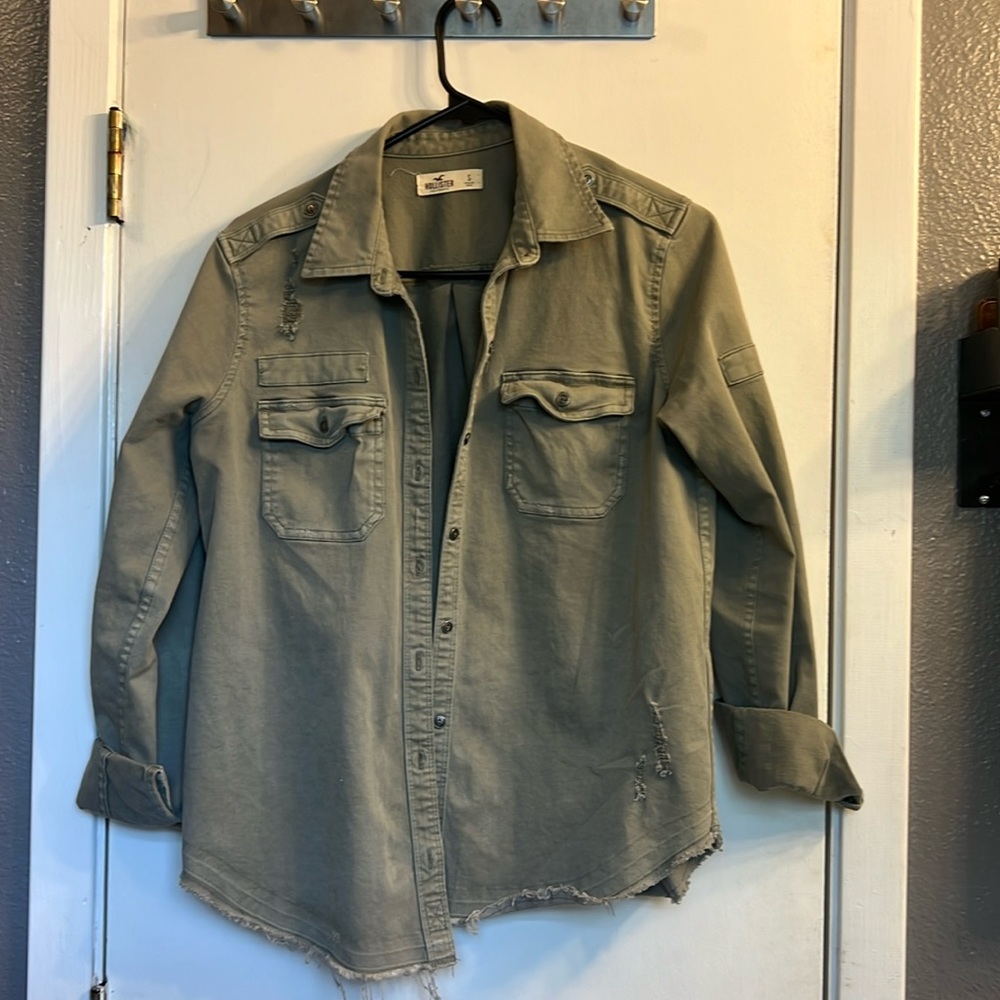 Hollister cargo jacket size small